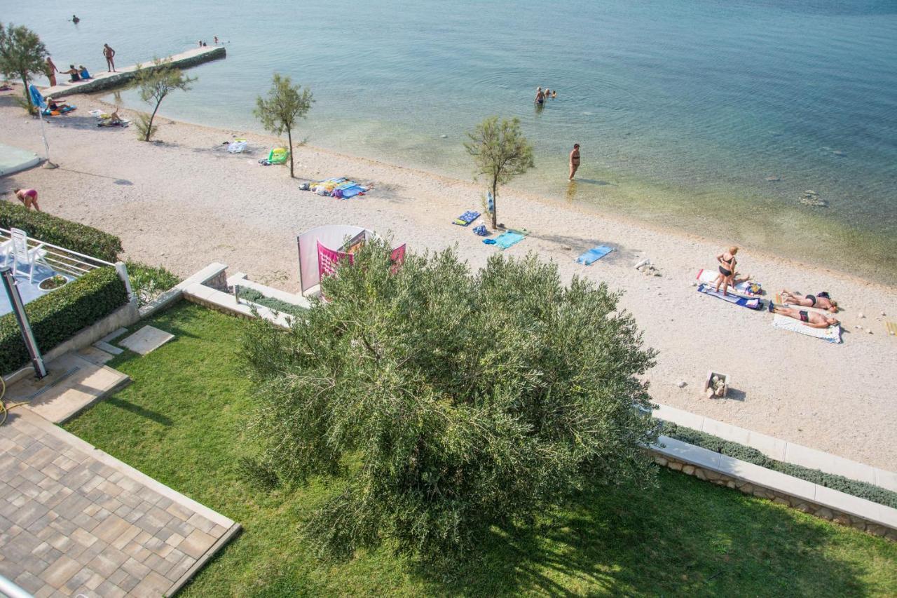 Apartments Citrine On The Beach Biograd Na Moru Exterior photo