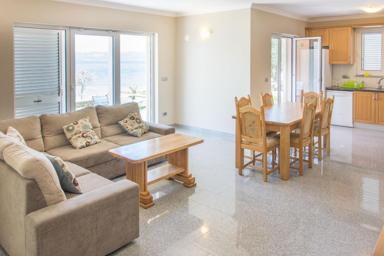 Apartments Citrine On The Beach Biograd Na Moru Exterior photo